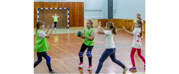 5 λόγοι για να ξεκινήσουν τα παιδιά σας το handball